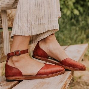 ROOLEE First Impression Flats (NEW IN BOX)